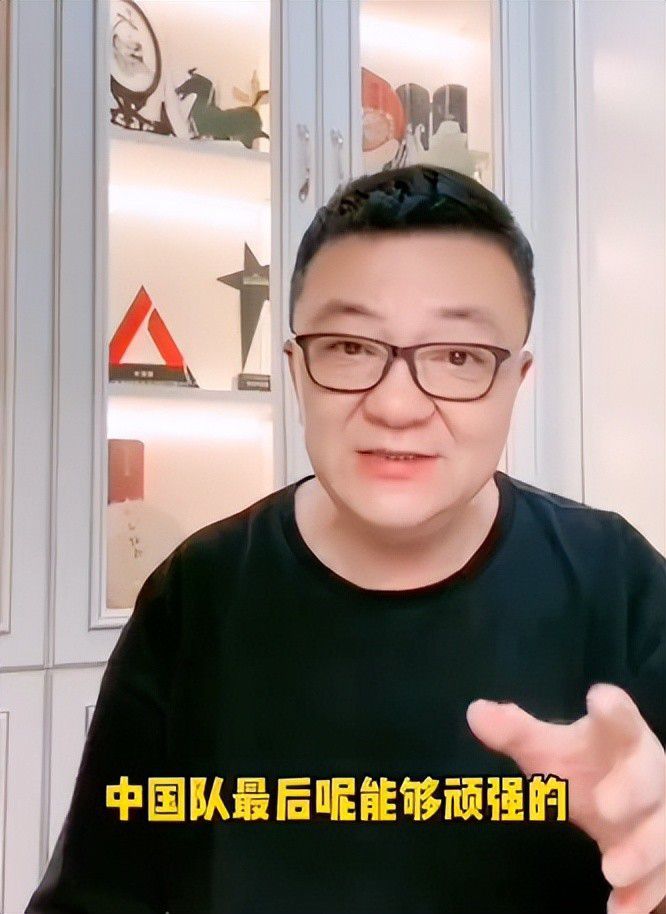 “当我要回到那不勒斯时，我在罗马刚刚从飞机上落地时就已经闻到了它的味道，尽管两座城市相距甚远。